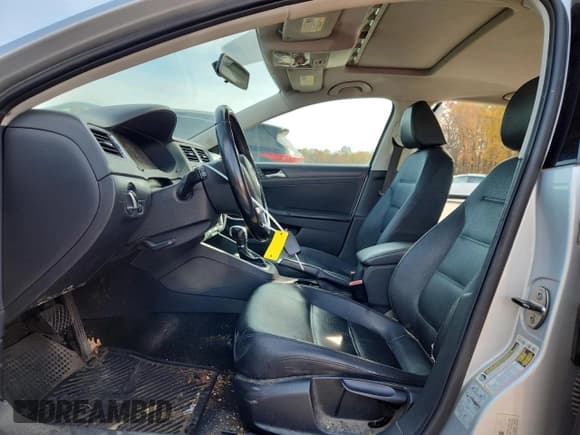 ✅ 2011 Volkswagen Jetta SE • VIN: 3VWDZ7AJ3BM315833 • Lot: 91413435. Listed on Copart with 143,729 mi. Free auction sales archive from the USA and detailed vehicle history report at DreamBid. Image 7.