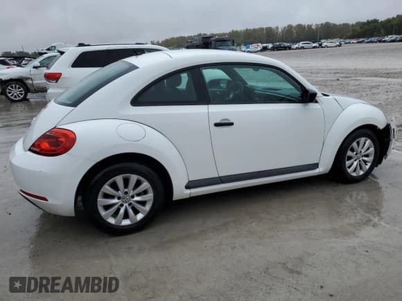 ✅ 2015 Volkswagen Beetle 1.8T • VIN: 3VWF17AT9FM650683 • Lot: 90028155. Listed on Copart with 111,514 mi. Free auction sales archive from the USA and detailed vehicle history report at DreamBid. Image 3.
