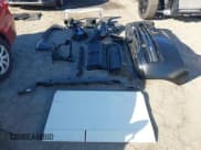 ✅ 2023 Land Rover Range Rover SE • VIN: SALKP9FU5PA039621 • Lot: 43460912. Wystawiony na IAAI z przebiegiem 41 233 mil. Bezpłatny archiwum sprzedaży aukcyjnych z USA i szczegółowy raport historii pojazdu na DreamBid. Zdjęcie 12.