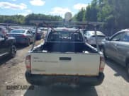 ✅ 2013 Toyota Tacoma • VIN: 5TFNX4CN9DX021863 • Lot: 43053520. Wystawiony na IAAI z przebiegiem 195 893 mil. Bezpłatny archiwum sprzedaży aukcyjnych z USA i szczegółowy raport historii pojazdu na DreamBid. Zdjęcie 16.