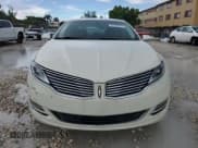 ✅ 2013 Lincoln MKZ • VIN: 3LN6L2G93DR825128 • Lot: 85160515. Wystawiony na Copart z przebiegiem 75 125 mil. Bezpłatny archiwum sprzedaży aukcyjnych z USA i szczegółowy raport historii pojazdu na DreamBid. Zdjęcie 5.