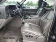 ✅ 2005 Chevrolet Avalanche Z71 • VIN: 3GNEK12Z05G157992 • Lot: 63843015. Listed on Copart with 187,251 mi. Free auction sales archive from the USA and detailed vehicle history report at DreamBid. Image 7.