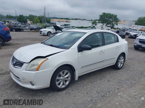 ✅ 2012 Nissan Sentra S • VIN: 3N1AB6AP0CL770092 • Лот: 42716144. Опубликован ранее на IAAI с пробегом 85 717 миль. Бесплатный доступ к архиву аукционных продаж из США и подробный отчёт об истории автомобиля на DreamBid. Изображение 2.