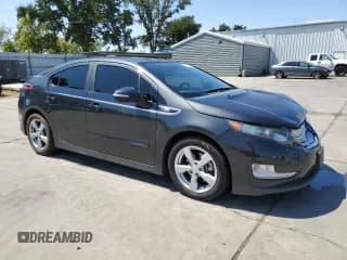 ✅ 2015 Chevrolet Volt • VIN: 1G1RC6E49FU109533 • Lot: 66060353. Wystawiony na Copart z przebiegiem 149 669 mil. Bezpłatny archiwum sprzedaży aukcyjnych z USA i szczegółowy raport historii pojazdu na DreamBid. Zdjęcie 4.