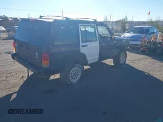 ✅ 1997 Jeep Cherokee Sport • VIN: 1J4FJ68S4VL567845 • Lot: 43728718. Wystawiony na IAAI z przebiegiem Nie podano. Bezpłatny archiwum sprzedaży aukcyjnych z USA i szczegółowy raport historii pojazdu na DreamBid. Zdjęcie 4.