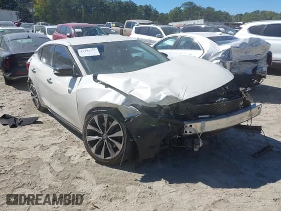 ✅ 2016 Nissan Maxima SR • VIN: 1N4AA6AP0GC379449 • Lot: 43343777. Wystawiony na IAAI z przebiegiem 116 234 mil. Bezpłatny archiwum sprzedaży aukcyjnych z USA i szczegółowy raport historii pojazdu na DreamBid. Zdjęcie 1.