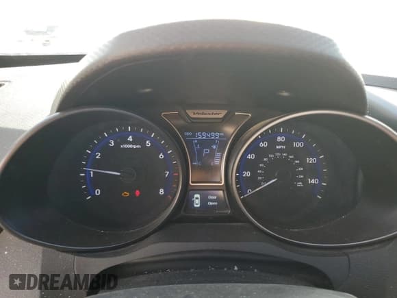 ✅ 2015 Hyundai Veloster Turbo • VIN: KMHTC6AE5FU243883 • Lot: 87482514. Wystawiony na Copart z przebiegiem 159 499 mil. Bezpłatny archiwum sprzedaży aukcyjnych z USA i szczegółowy raport historii pojazdu na DreamBid. Zdjęcie 9.