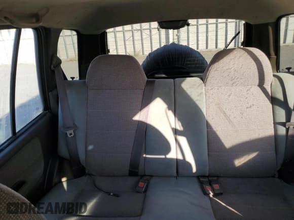 ✅ 1998 Kia Sportage • VIN: KNDJA7231W5574314 • Lot: 42785835. Wystawiony na Copart z przebiegiem 187 344 mil. Bezpłatny archiwum sprzedaży aukcyjnych z USA i szczegółowy raport historii pojazdu na DreamBid. Zdjęcie 10.