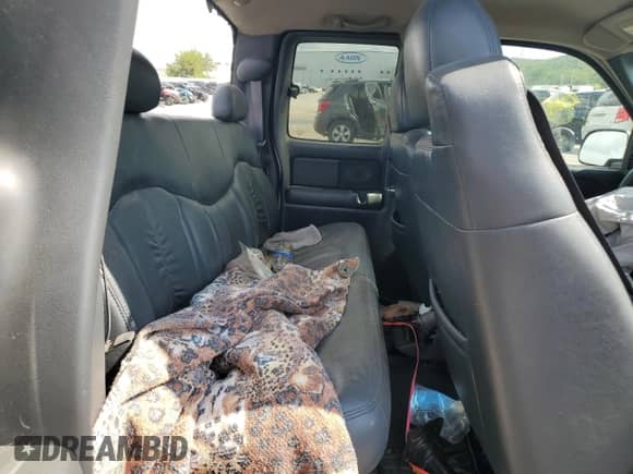 2001 Chevrolet Silverado 1500 LS с VIN 1GCEK19T41Z189543, выставлен на аукционе Copart как лот 62922784 с пробегом 157 821 миль миль и Списание • Salvage title. История ставок и продаж доступна на DreamBid. Изображение 10.