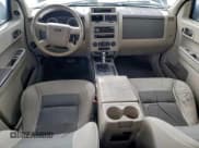 ✅ 2008 Ford Escape Hybrid • VIN: 1FMCU49H78KE64724 • Lot: 96599215. Wystawiony na Copart z przebiegiem 225 681 mil. Bezpłatny archiwum sprzedaży aukcyjnych z USA i szczegółowy raport historii pojazdu na DreamBid. Zdjęcie 8.