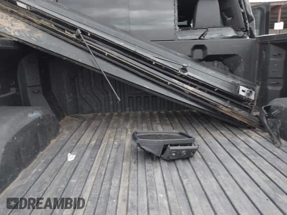 ✅ 2021 GMC Sierra 1500 AT4 • VIN: 1GTU9EET0MZ328317 • Лот: 43750506. Опубликован ранее на IAAI с пробегом 64 309 миль. Бесплатный доступ к архиву аукционных продаж из США и подробный отчёт об истории автомобиля на DreamBid. Изображение 12.