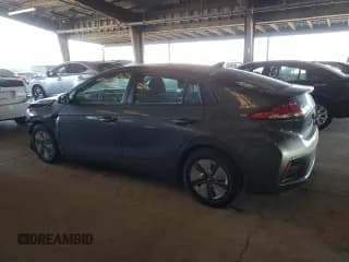 ✅ 2019 Hyundai Ioniq Blue • VIN: KMHC65LC8KU139587 • Lot: 46836045. Wystawiony na Copart z przebiegiem 74 297 mil. Bezpłatny archiwum sprzedaży aukcyjnych z USA i szczegółowy raport historii pojazdu na DreamBid. Zdjęcie 2.