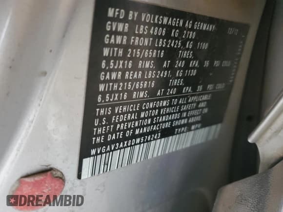 ✅ 2013 Volkswagen Tiguan S • VIN: WVGAV3AX8DW576243 • Лот: 62882635. Опубликован ранее на Copart с пробегом 115 113 миль. Бесплатный доступ к архиву аукционных продаж из США и подробный отчёт об истории автомобиля на DreamBid. Изображение 12.
