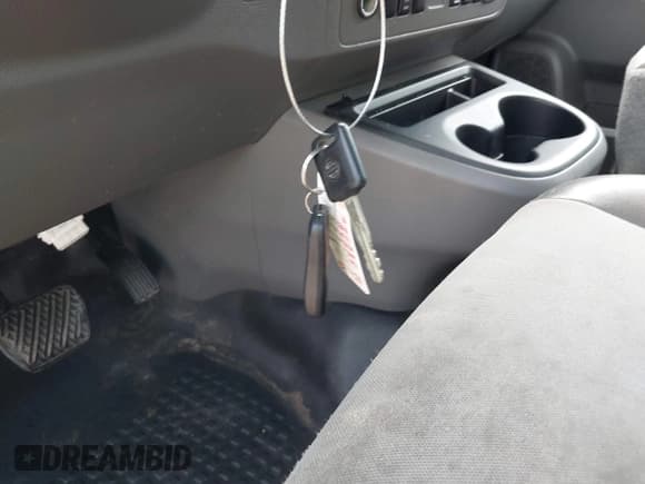 ✅ 2018 Nissan NV Cargo S • VIN: 1N6BF0KY1JN801581 • Лот: 42431982. Опубликован ранее на IAAI с пробегом 247 540 миль. Бесплатный доступ к архиву аукционных продаж из США и подробный отчёт об истории автомобиля на DreamBid. Изображение 11.