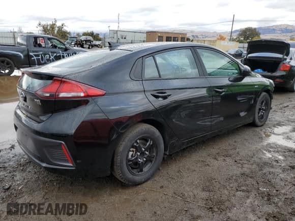 ✅ 2020 Hyundai Ioniq Blue • VIN: KMHC65LC0LU226031 • Lot: 82154724. Wystawiony na Copart z przebiegiem 172 395 mil. Bezpłatny archiwum sprzedaży aukcyjnych z USA i szczegółowy raport historii pojazdu na DreamBid. Zdjęcie 3.