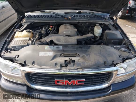 ✅ 2005 GMC Yukon XL SLT • VIN: 3GKFK16Z15G295844 • Lot: 42221802. Listed on IAAI with 253,841 mi. Free auction sales archive from the USA and detailed vehicle history report at DreamBid. Image 10.