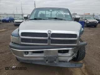 1994 Dodge 1500 с VIN 1B7HC16Y8RS556409, выставлен на аукционе Copart как лот 80759604 с пробегом 111 333 миль миль и Списание • Salvage title. История ставок и продаж доступна на DreamBid. Изображение 5.