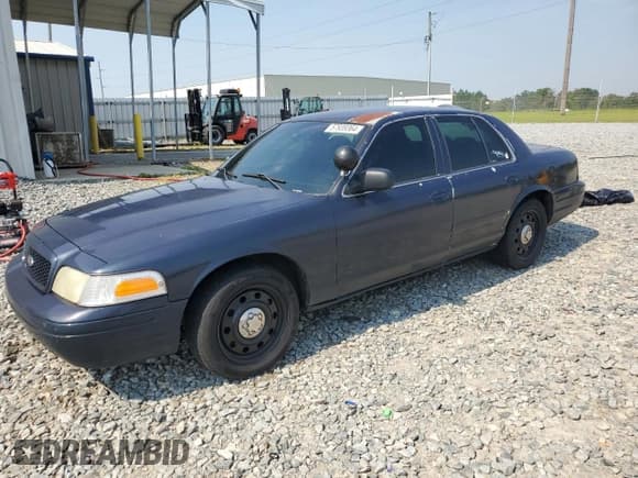 ✅ 2006 Ford Police Interceptor • VIN: 2FAFP71W76X136451 • Lot: 57939364. Wystawiony na Copart z przebiegiem Nie podano. Bezpłatny archiwum sprzedaży aukcyjnych z USA i szczegółowy raport historii pojazdu na DreamBid. Zdjęcie 1.