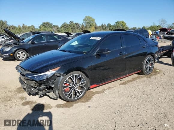 ✅ 2022 Hyundai Elantra • VIN: KMHLW4AK8NU001475 • Lot: 84793015. Listed on Copart with 40,313 mi. Free auction sales archive from the USA and detailed vehicle history report at DreamBid. Image 1.