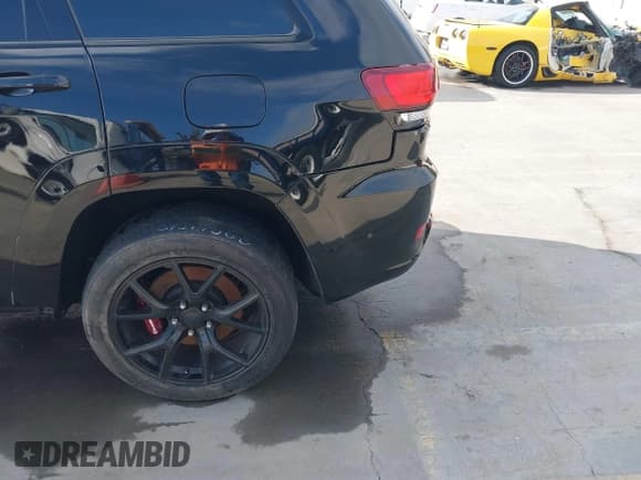 ✅ 2018 Jeep Grand Cherokee Trackhawk • VIN: 1C4RJFN99JC284078 • Лот: 43794435. Опубликован ранее на IAAI с пробегом Не указан. Бесплатный доступ к архиву аукционных продаж из США и подробный отчёт об истории автомобиля на DreamBid. Изображение 6.