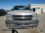 ✅ 2006 Chevrolet Silverado 2500HD Work Truck • VIN: 1GCHC23D46F266597 • Лот: 82920434. Опубликован ранее на Copart с пробегом 100 847 миль. Бесплатный доступ к архиву аукционных продаж из США и подробный отчёт об истории автомобиля на DreamBid. Изображение 5.