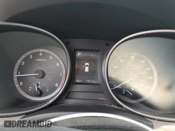 ✅ 2018 Hyundai Santa Fe 2.4L • VIN: 5XYZTDLB8JG541330 • Лот: 63657144. Опубликован ранее на Copart с пробегом 130 732 миль. Бесплатный доступ к архиву аукционных продаж из США и подробный отчёт об истории автомобиля на DreamBid. Изображение 9.