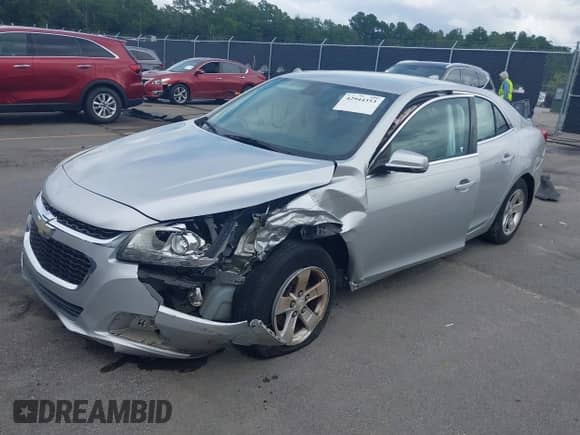 2016 Chevrolet Malibu LT z VIN 1G11C5SA5GF156985, wystawiony jako IAAI lot #42944353 z przebiegiem 159 538 mil mil oraz . Historia ofert i sprzedaży dostępna na DreamBid. Obrazek 18.