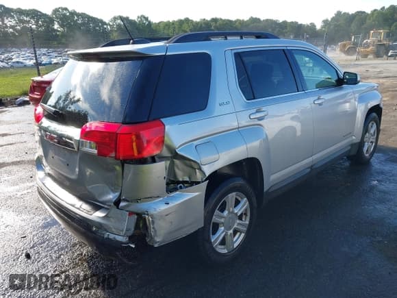 ✅ 2016 GMC Terrain SLE • VIN: 2GKALNEK5G6357019 • Lot: 42827629. Listed on IAAI with 132,201 mi. Free auction sales archive from the USA and detailed vehicle history report at DreamBid. Image 4.