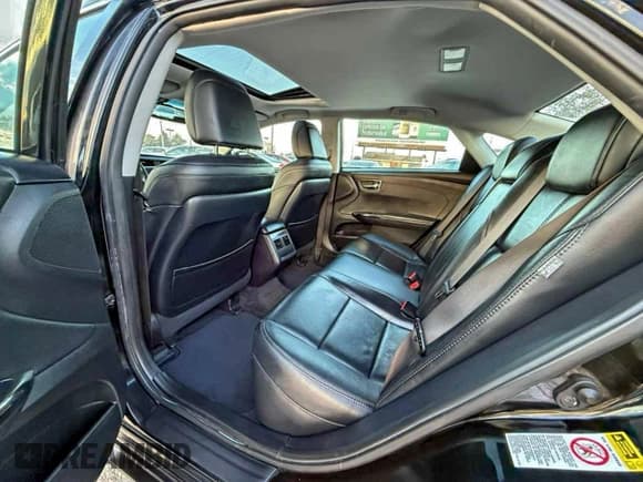 ✅ 2014 Toyota Avalon XLE Touring • VIN: 4T1BK1EB0EU093696 • Lot: 94601005. Wystawiony na Copart z przebiegiem 71 414 mil. Bezpłatny archiwum sprzedaży aukcyjnych z USA i szczegółowy raport historii pojazdu na DreamBid. Zdjęcie 6.