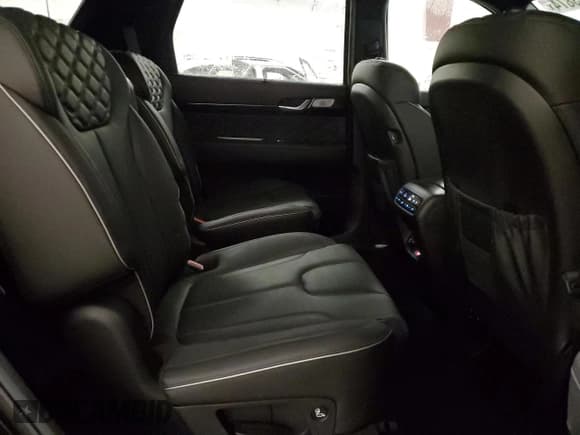 ✅ 2022 Hyundai Palisade Calligraphy • VIN: KM8R7DHE5NU424649 • Лот: 85013874. Опубликован ранее на Copart с пробегом 67 322 миль. Бесплатный доступ к архиву аукционных продаж из США и подробный отчёт об истории автомобиля на DreamBid. Изображение 11.