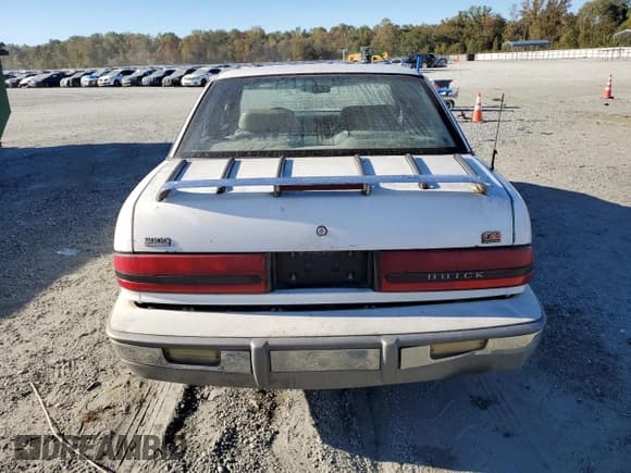 ✅ 1994 Buick Regal Gran Sport • VIN: 2G4WF55L2R1441425 • Lot: 86614905. Listed on Copart with 156,858 mi. Free auction sales archive from the USA and detailed vehicle history report at DreamBid. Image 6.