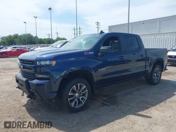 ✅ 2020 Chevrolet Silverado 1500 RST • VIN: 3GCUYEED2LG129800 • Lot: 42232131. Wystawiony na IAAI z przebiegiem 117 768 mil. Bezpłatny archiwum sprzedaży aukcyjnych z USA i szczegółowy raport historii pojazdu na DreamBid. Zdjęcie 2.