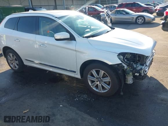 ✅ 2017 Volvo XC60 Inscription • VIN: YV440MDUXH2038967 • Лот: 43737642. Опубликован ранее на IAAI с пробегом 66 997 миль. Бесплатный доступ к архиву аукционных продаж из США и подробный отчёт об истории автомобиля на DreamBid. Изображение 1.