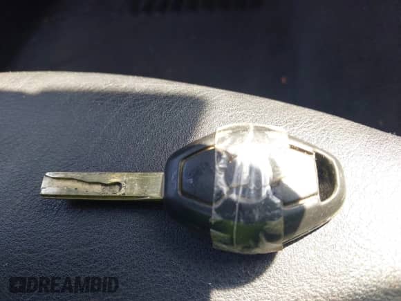 2000 BMW 3 Series 323Ci с VIN WBABM3349YJN88416, выставлен на аукционе IAAI как лот 42137407 с пробегом 228 922 миль миль и . История ставок и продаж доступна на DreamBid. Изображение 11.