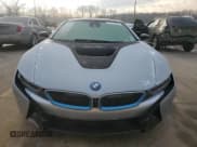 ✅ 2015 BMW i8 • VIN: WBY2Z2C56FV674231 • Лот: 37218014. Опубликован ранее на Copart с пробегом 27 465 миль. Бесплатный доступ к архиву аукционных продаж из США и подробный отчёт об истории автомобиля на DreamBid. Изображение 5.