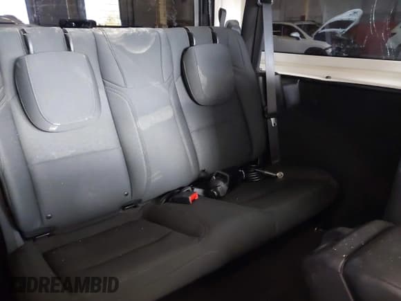 ✅ 2020 Jeep Wrangler Willys • VIN: 1C4GJXAG4LW237057 • Lot: 42044223. Listed on IAAI with 54,802 mi. Free auction sales archive from the USA and detailed vehicle history report at DreamBid. Image 8.