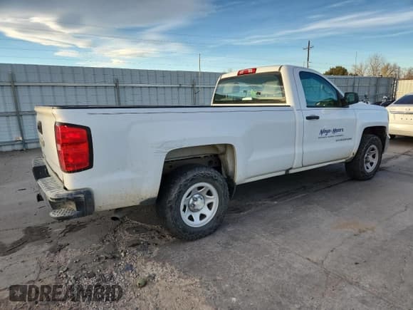 ✅ 2018 Chevrolet Silverado 1500 Work Truck • VIN: 1GCNCNECXJZ209983 • Lot: 92613965. Wystawiony na Copart z przebiegiem 131 459 mil. Bezpłatny archiwum sprzedaży aukcyjnych z USA i szczegółowy raport historii pojazdu na DreamBid. Zdjęcie 3.