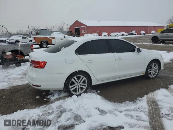 ✅ 2015 Volkswagen Jetta SEL • VIN: 3VWL07AJ6FM246955 • Лот: 91595545. Опубликован ранее на Copart с пробегом 245 844 миль. Бесплатный доступ к архиву аукционных продаж из США и подробный отчёт об истории автомобиля на DreamBid. Изображение 3.