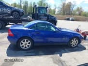 ✅ 1998 Mercedes-Benz SLK 230/320 • VIN: WDBKK47F0WF073233 • Lot: 42017548. Wystawiony na IAAI z przebiegiem 125 262 mil. Bezpłatny archiwum sprzedaży aukcyjnych z USA i szczegółowy raport historii pojazdu na DreamBid. Zdjęcie 13.