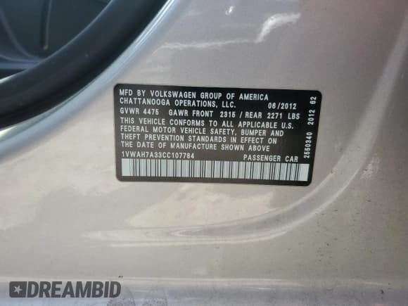 ✅ 2012 Volkswagen Passat S • VIN: 1VWAH7A33CC107784 • Лот: 51434755. Опубликован ранее на Copart с пробегом 126 301 миль. Бесплатный доступ к архиву аукционных продаж из США и подробный отчёт об истории автомобиля на DreamBid. Изображение 14.