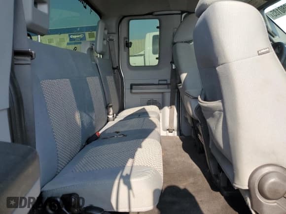 ✅ 2011 Ford F-250 XL • VIN: 1FT7X2BT1BEC73323 • Lot: 58980185. Wystawiony na Copart z przebiegiem 197 992 mil. Bezpłatny archiwum sprzedaży aukcyjnych z USA i szczegółowy raport historii pojazdu na DreamBid. Zdjęcie 10.