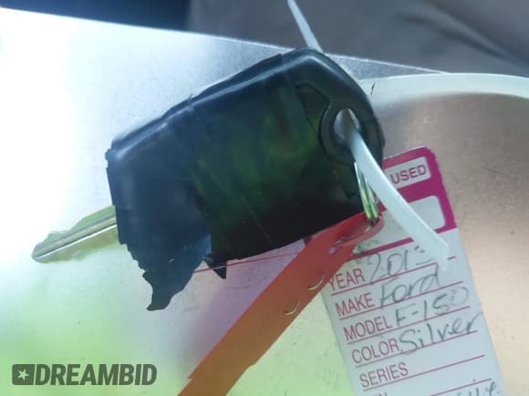 ✅ 2013 Ford F-150 XL • VIN: 1FTFX1ET1DFC20183 • Лот: 42539554. Опубликован ранее на IAAI с пробегом 199 598 миль. Бесплатный доступ к архиву аукционных продаж из США и подробный отчёт об истории автомобиля на DreamBid. Изображение 11.