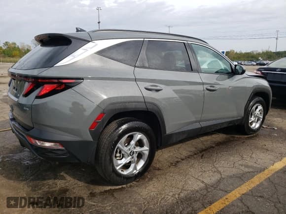 ✅ 2024 Hyundai Tucson SEL • VIN: 5NMJBCDE5RH366829 • Lot: 74477954. Wystawiony na Copart z przebiegiem 8 366 mil. Bezpłatny archiwum sprzedaży aukcyjnych z USA i szczegółowy raport historii pojazdu na DreamBid. Zdjęcie 3.