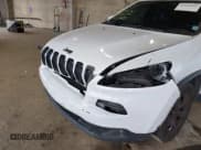 ✅ 2018 Jeep Cherokee Limited • VIN: 1C4PJMDB3JD564931 • Lot: 41925652. Listed on IAAI with 79,268 mi. Free auction sales archive from the USA and detailed vehicle history report at DreamBid. Image 6.