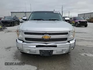 ✅ 2013 Chevrolet Silverado 1500 LT • VIN: 3GCPCSE09DG276141 • Lot: 89700035. Wystawiony na Copart z przebiegiem 176 663 mil. Bezpłatny archiwum sprzedaży aukcyjnych z USA i szczegółowy raport historii pojazdu na DreamBid. Zdjęcie 5.
