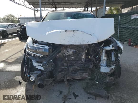 ✅ 2023 Jeep Grand Wagoneer • VIN: 1C4SJVEJ5PS511593 • Lot: 79725743. Listed on Copart with 7,482 mi. Free auction sales archive from the USA and detailed vehicle history report at DreamBid. Image 5.