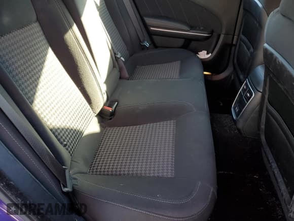 ✅ 2019 Dodge Charger GT • VIN: 2C3CDXHG6KH740358 • Lot: 89663835. Wystawiony na Copart z przebiegiem 33 643 mil. Bezpłatny archiwum sprzedaży aukcyjnych z USA i szczegółowy raport historii pojazdu na DreamBid. Zdjęcie 10.