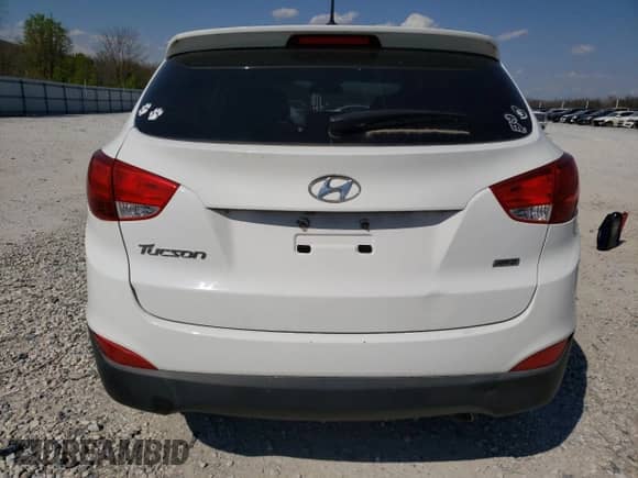 2015 Hyundai Tucson GLS with VIN KM8JTCAF3FU110022, listed as a Copart auction lot 47961694 with 60,354 mi miles and . Bid and sale history available at DreamBid. Image 6.