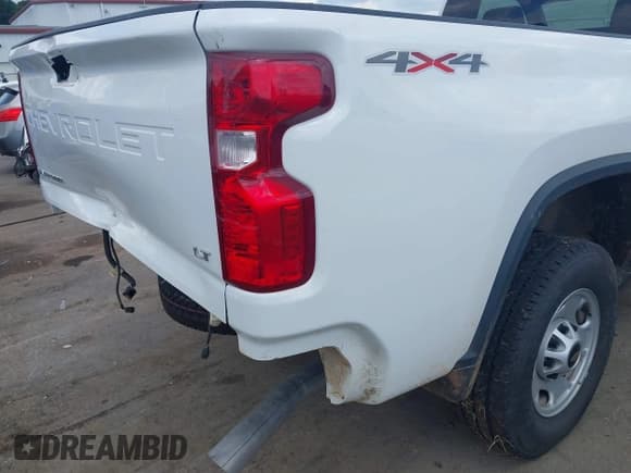 ✅ 2024 Chevrolet Silverado 2500HD • VIN: 1GB0WLE73RF410425 • Лот: 42824295. Опубликован ранее на IAAI с пробегом 5 847 миль. Бесплатный доступ к архиву аукционных продаж из США и подробный отчёт об истории автомобиля на DreamBid. Изображение 20.