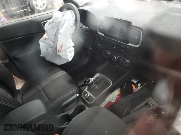 ✅ 2025 Hyundai Venue SEL • VIN: KMHRC8A38SU349839 • Lot: 43250385. Listed on Copart with Not provided. Free auction sales archive from the USA and detailed vehicle history report at DreamBid. Image 8.